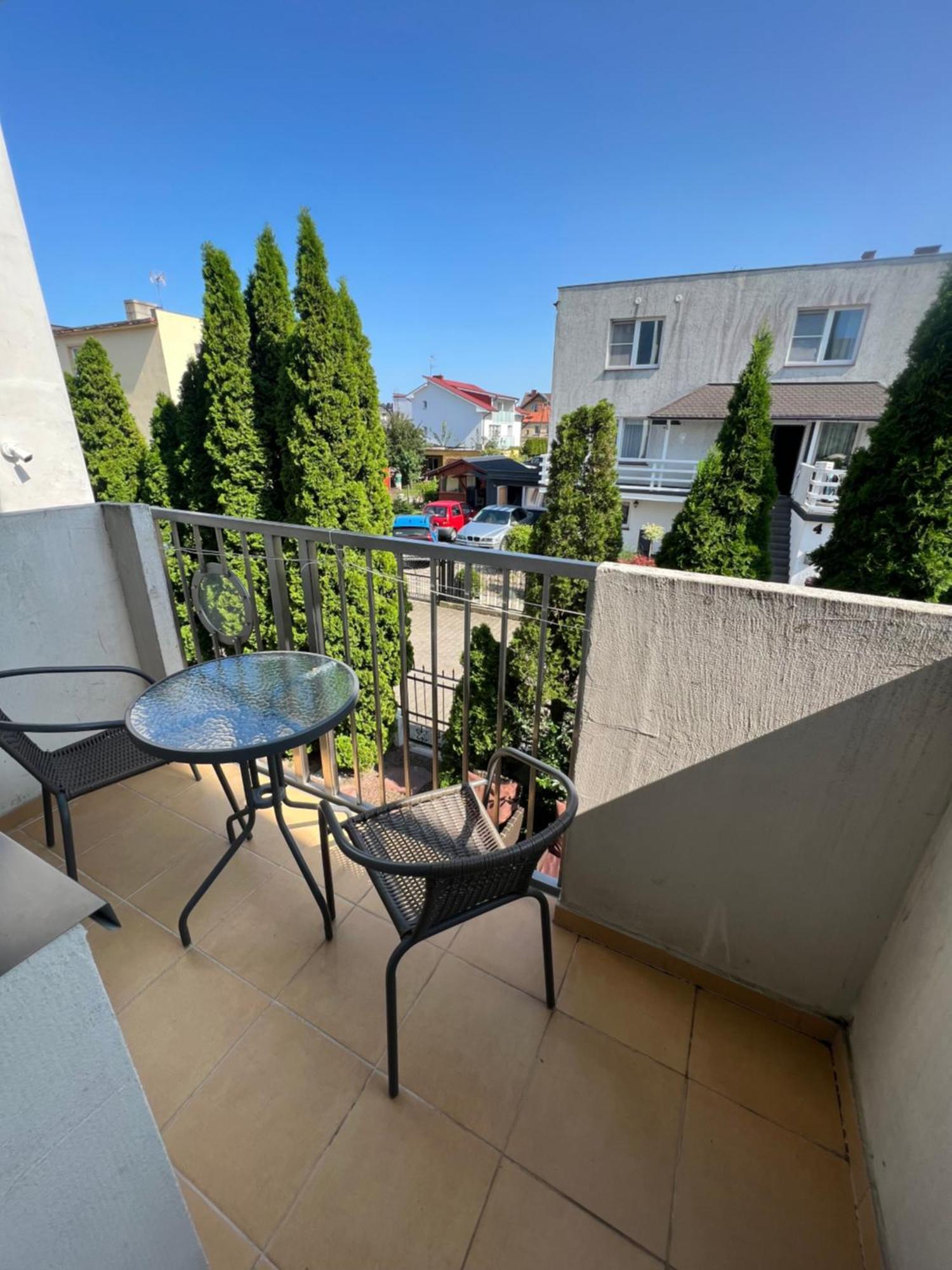 Dom Wczasowy Koral Dziwnow Exterior photo